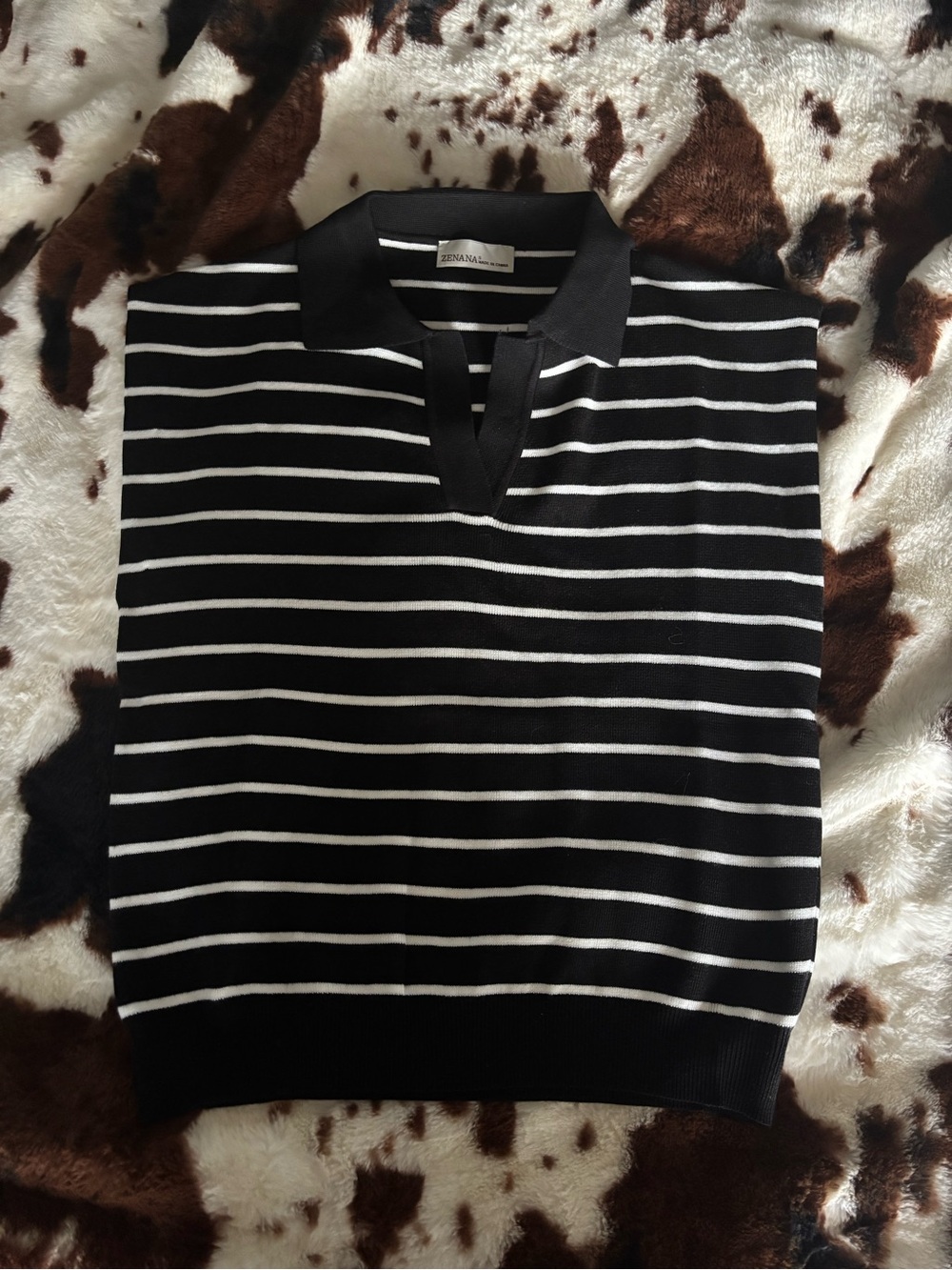 Zenana Bundle of 2 V-Neck Sweater Vest Cream & Black Striped NEW Size Small - Picture 4 of 8